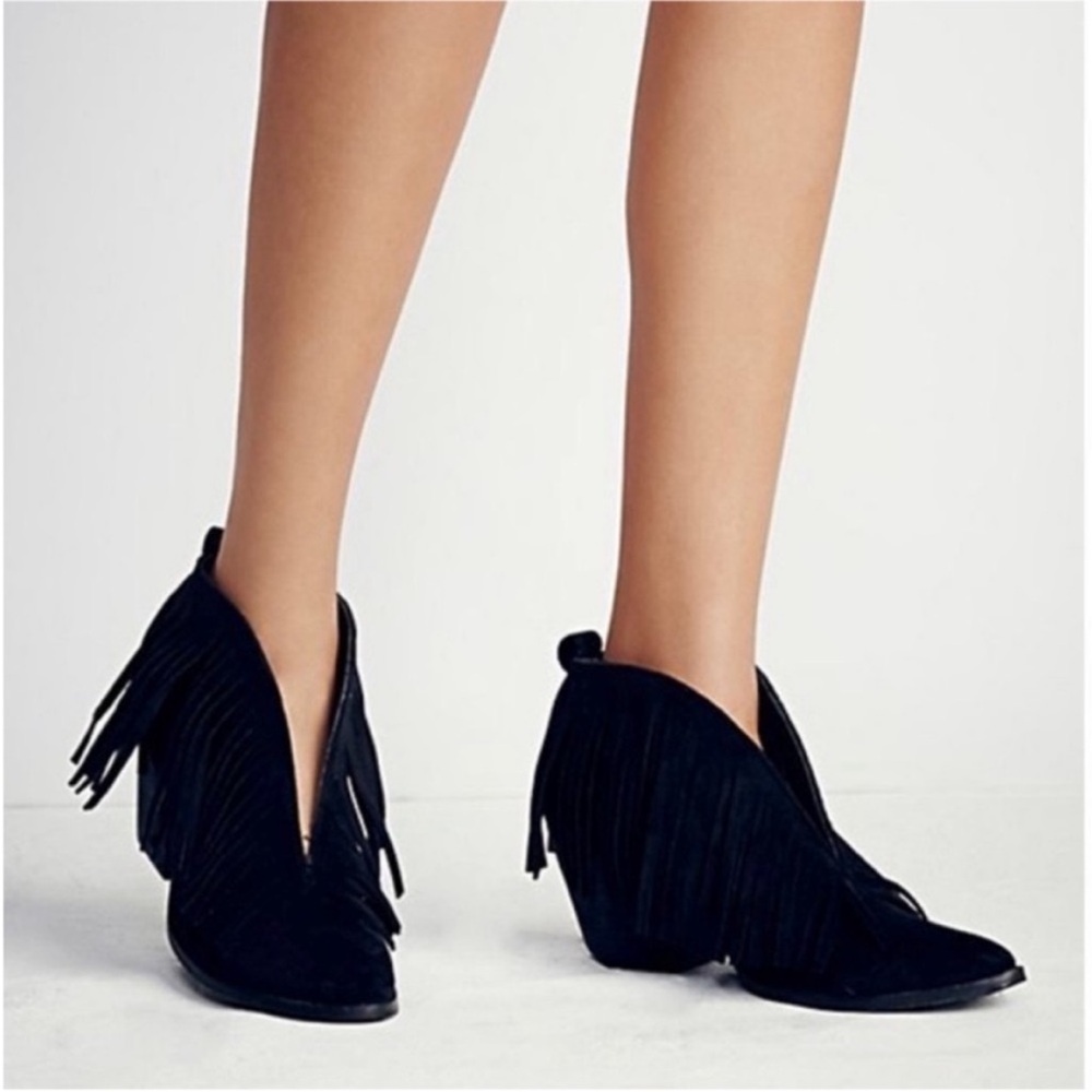 NWOB “Coconuts” by Matisse Lambert Black Fringe Bootie